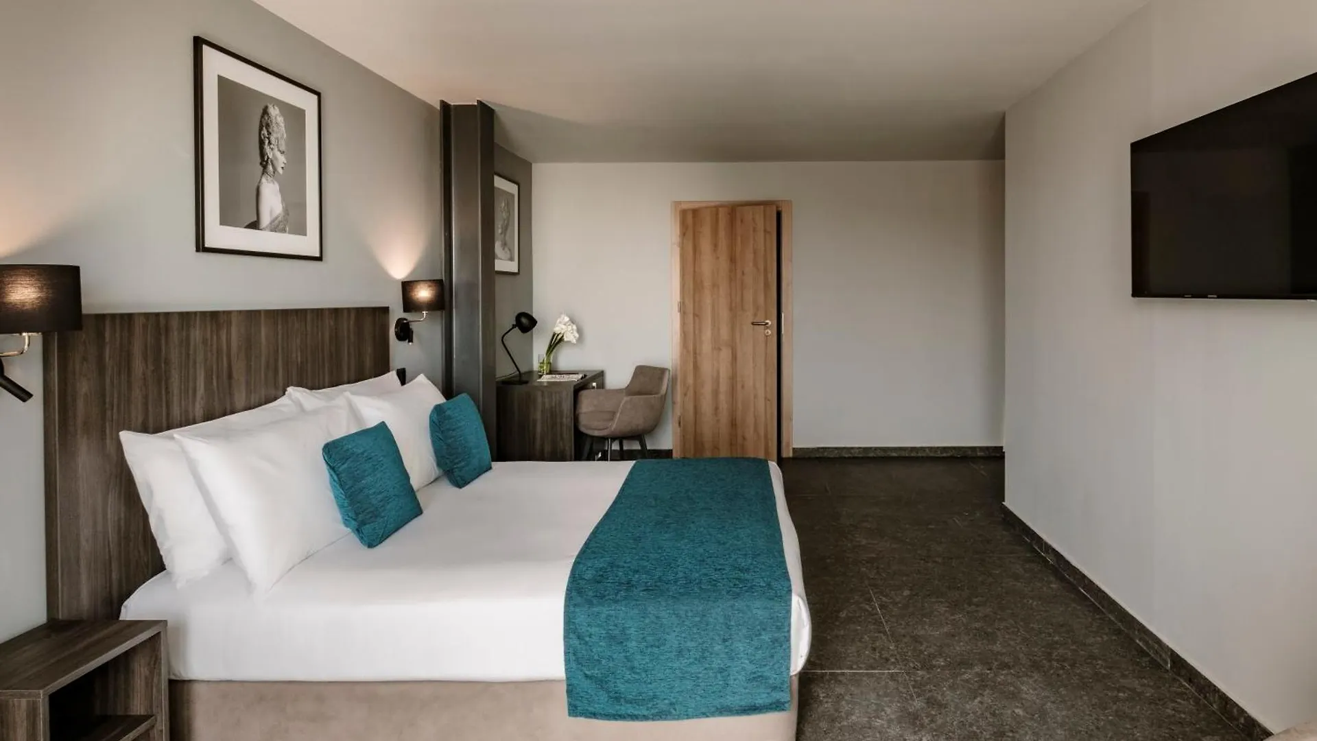 ***  Spinola Hotel Saint Julian's Malta