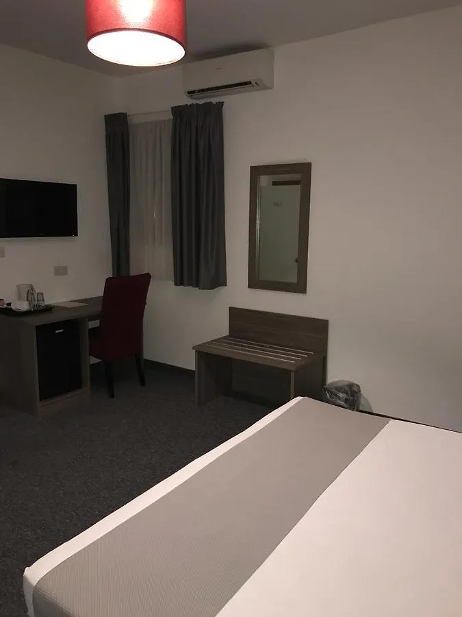 Spinola Hotel St. Julian's